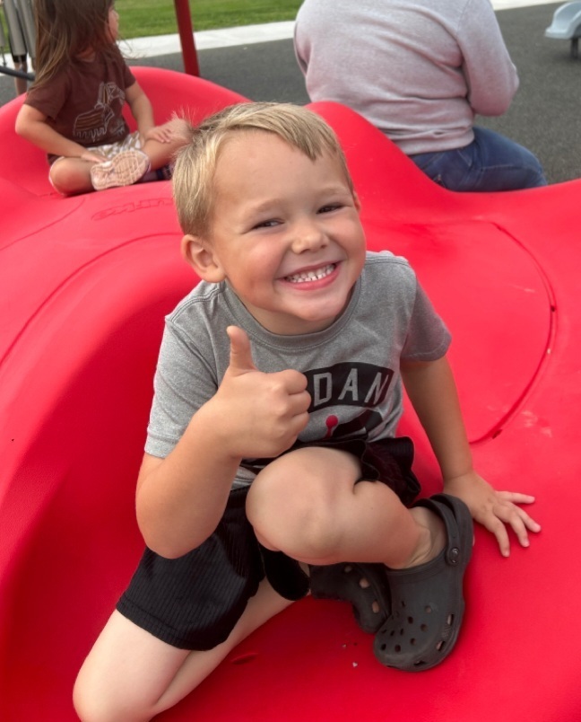 Live Feed WeyauwegaFremont School District